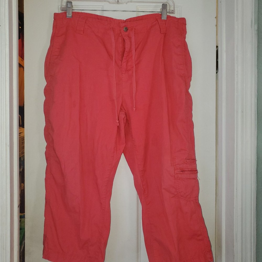 Women's Capri Pants